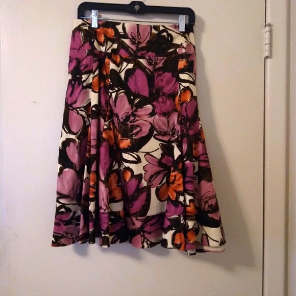 Sunny Taylor Floral Panel A-Line Skirt, Size: 12. - Picture 10 of 10